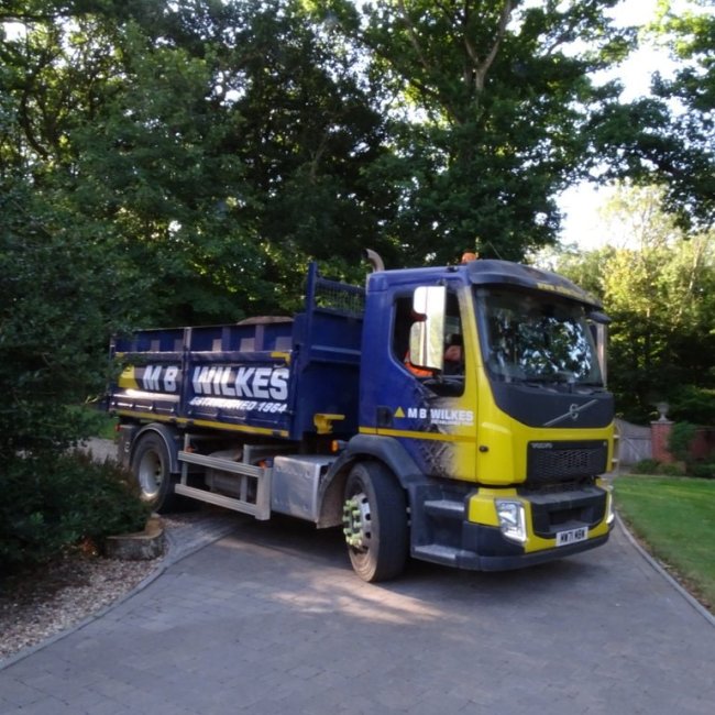4W Tipper Truck
